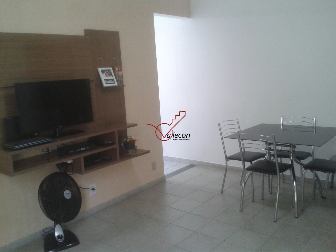 Apartamento à venda com 2 quartos, 55m² - Foto 1