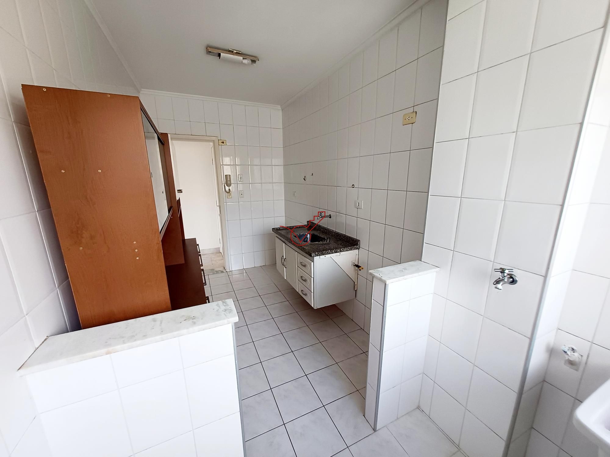 Apartamento para alugar com 2 quartos, 65m² - Foto 3