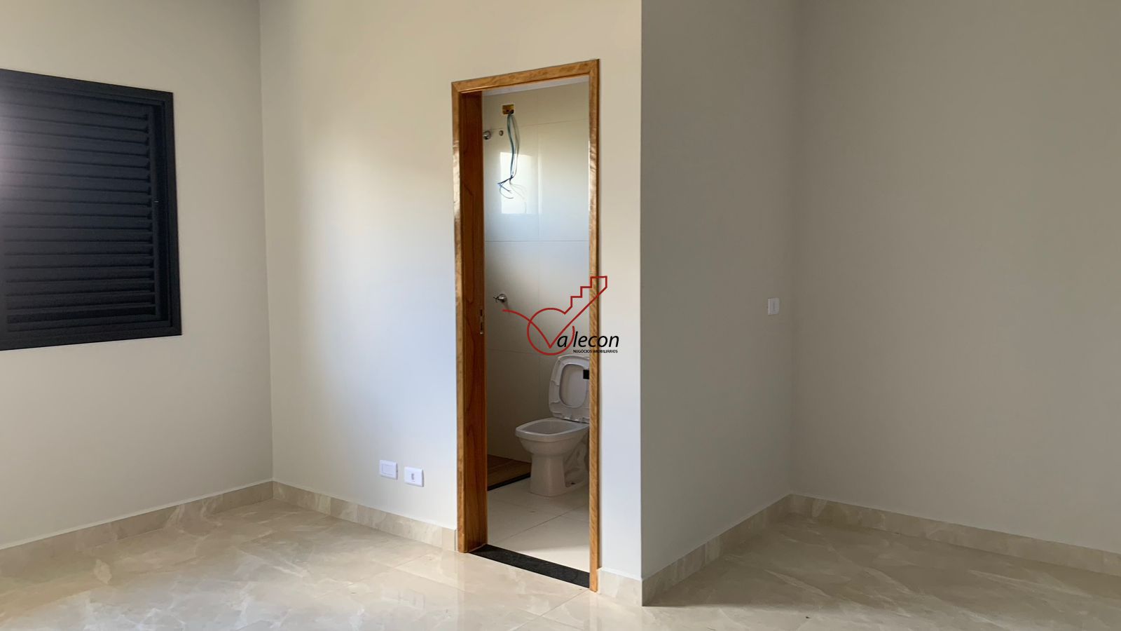 Casa à venda com 3 quartos, 160m² - Foto 11