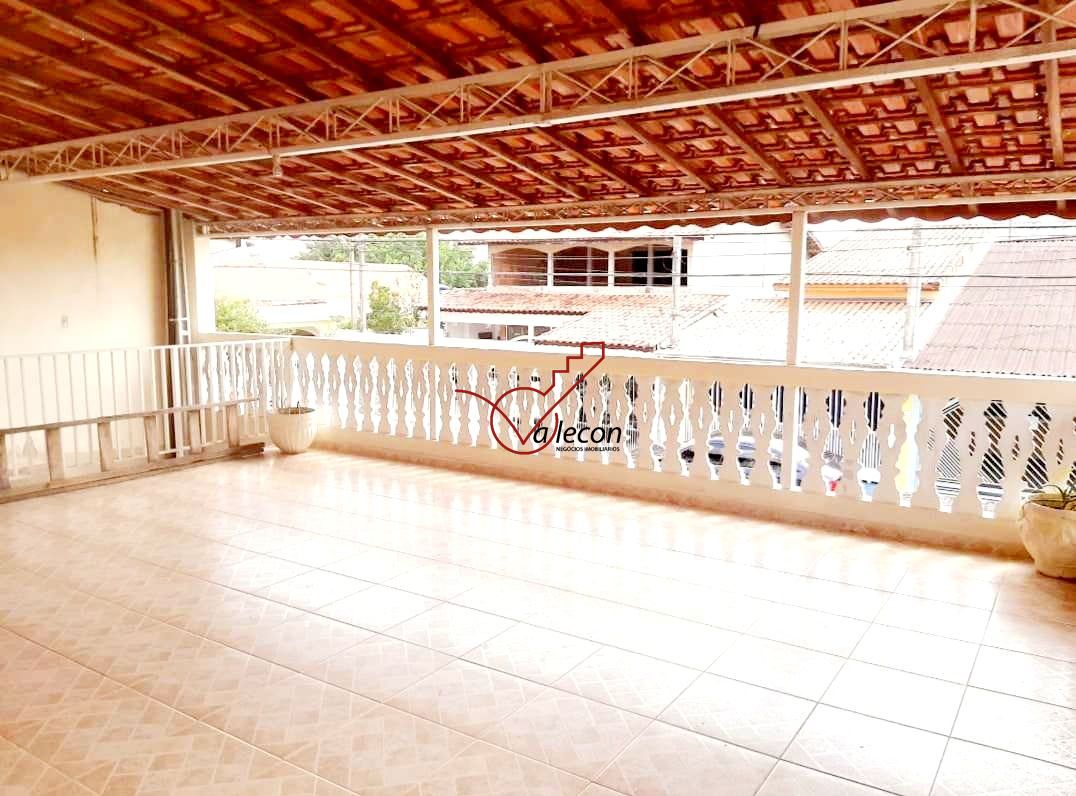 Casa à venda com 5 quartos, 135m² - Foto 17