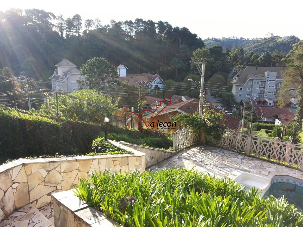 CAMPOS DO JORDÃO / CAPIVARÍ - MARAVILHOSA CASA DE CAMPO 4 dorms 500 m² por R$ 1