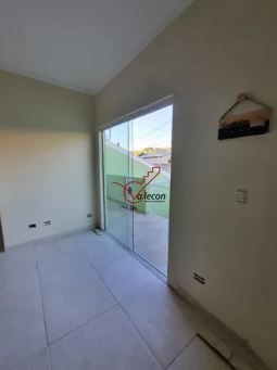 Casa à venda com 2 quartos, 55m² - Foto 3