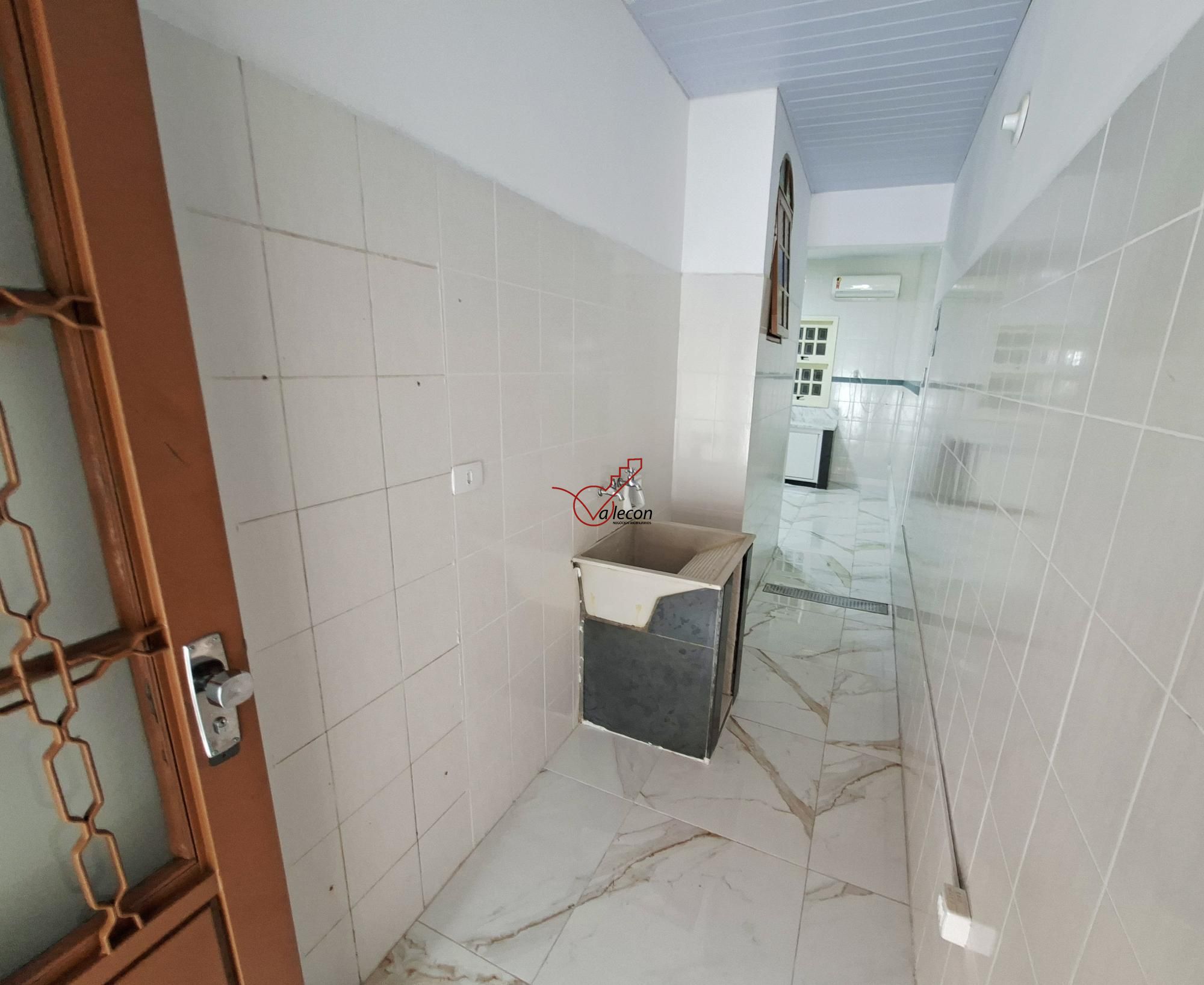 Casa à venda e aluguel com 4 quartos, 170m² - Foto 17