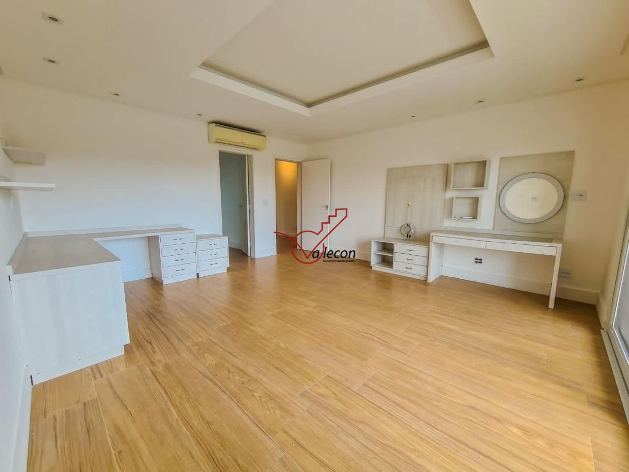 Casa de Condomínio à venda com 4 quartos, 650m² - Foto 27