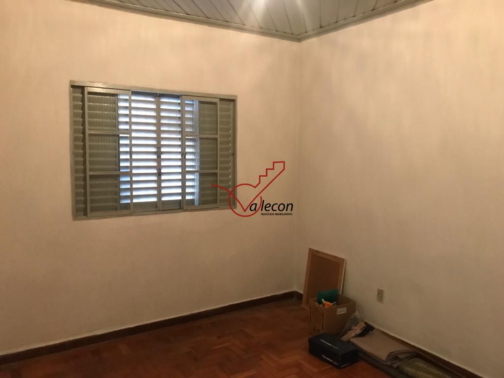 Casa à venda com 6 quartos, 197m² - Foto 21