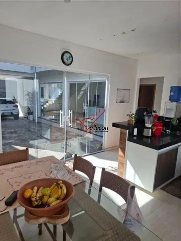 Sobrado 3 dormitórios à venda Loteamento Villa Branca Jacareí/SP