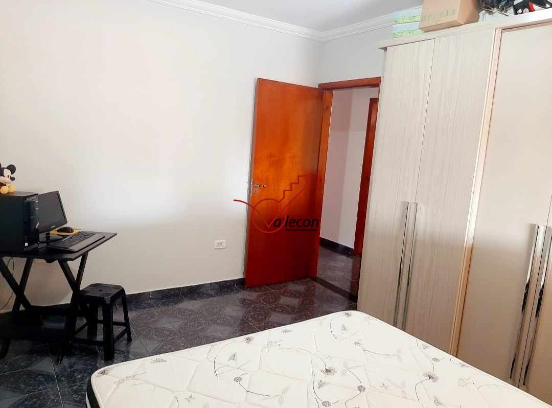 Casa à venda com 5 quartos, 135m² - Foto 13