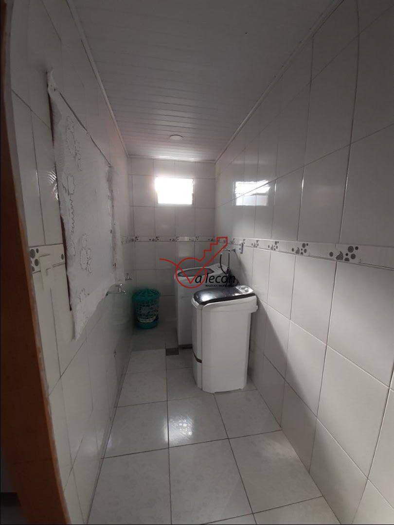 Casa à venda com 3 quartos, 128m² - Foto 3