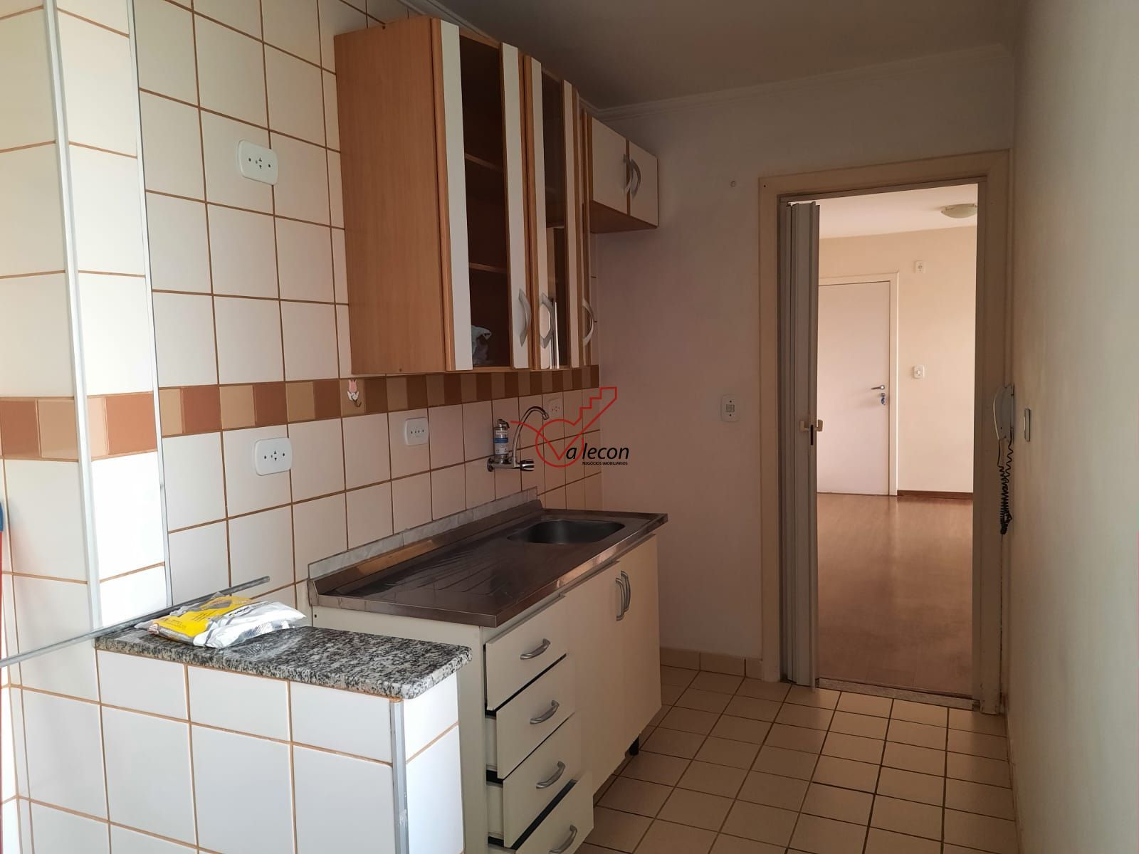 Apartamento à venda com 2 quartos, 60m² - Foto 3