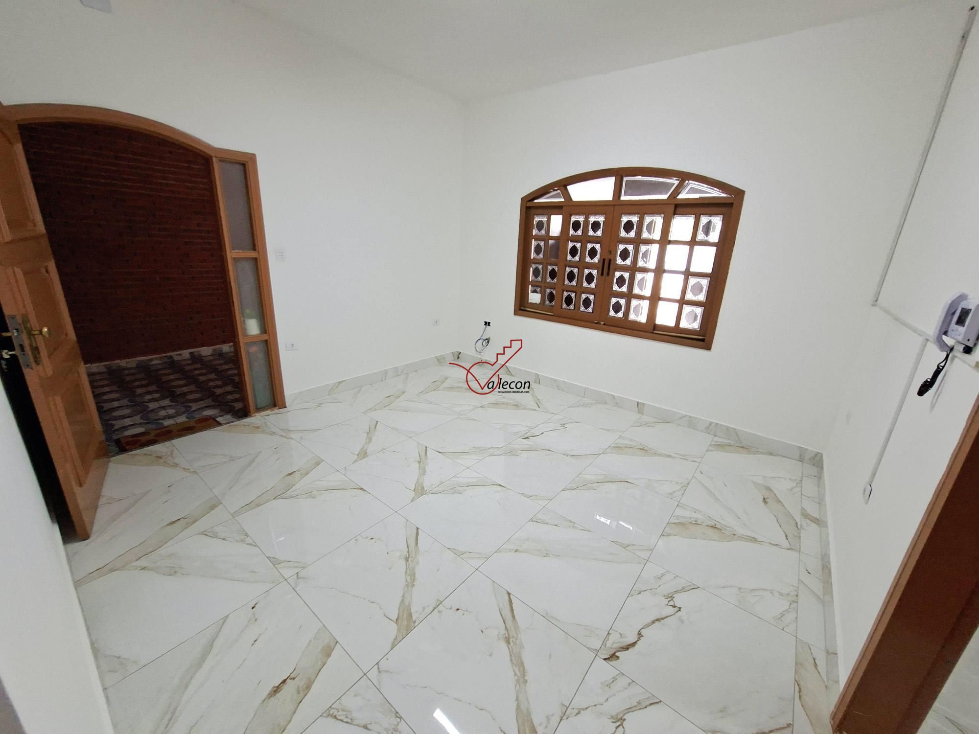 Casa à venda e aluguel com 4 quartos, 170m² - Foto 4