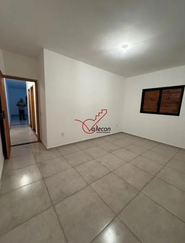 Oportunidade em Caçapava – Casa com Suíte e Garagem para 2 carros.