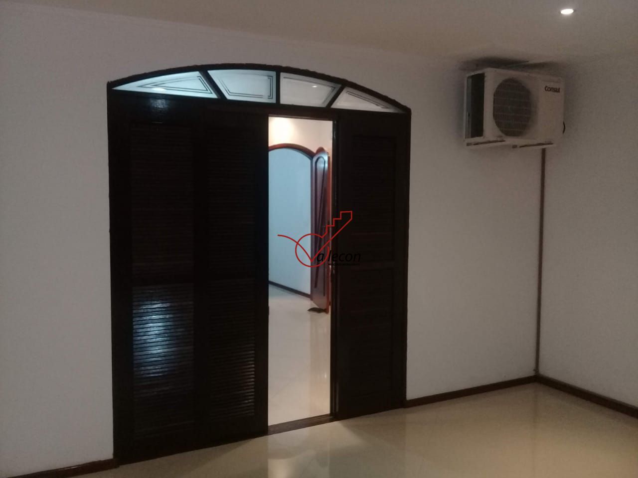 Sobrado à venda com 3 quartos, 220m² - Foto 5