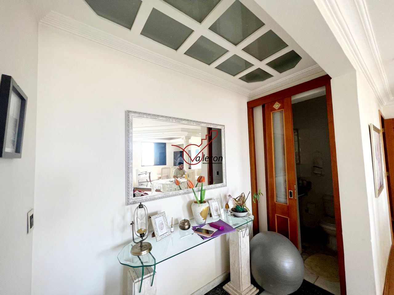 Apartamento à venda com 3 quartos, 146m² - Foto 6
