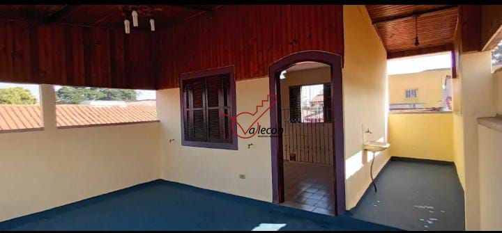 Casa à venda com 3 quartos, 110m² - Foto 4