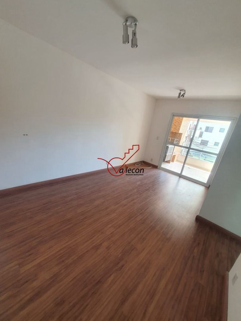 Apartamento à venda com 3 quartos, 76m² - Foto 10