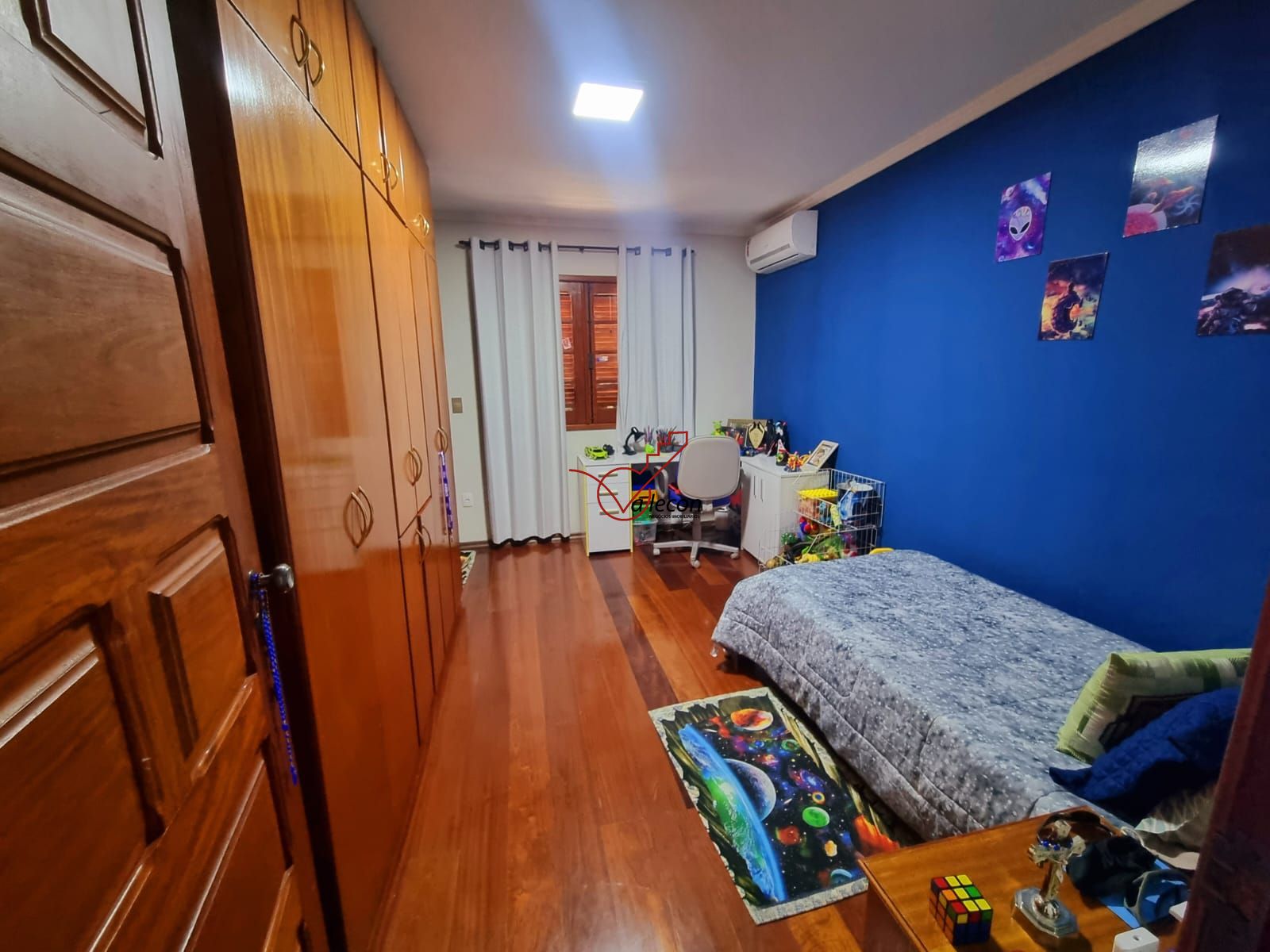 Casa de Condomínio à venda com 4 quartos, 278m² - Foto 11