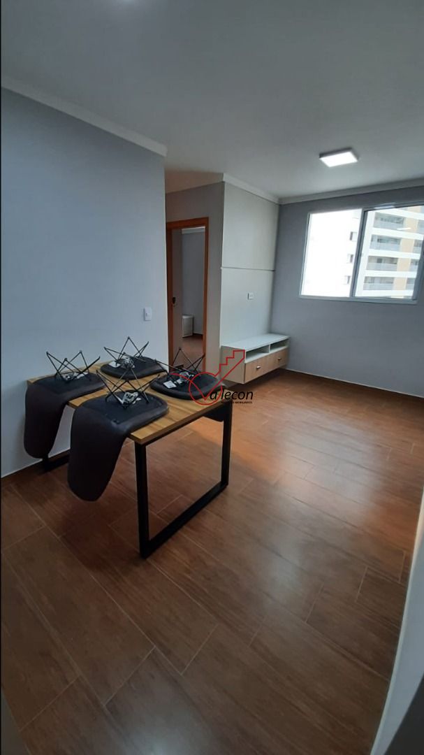 Apartamento à venda com 2 quartos, 44m² - Foto 3