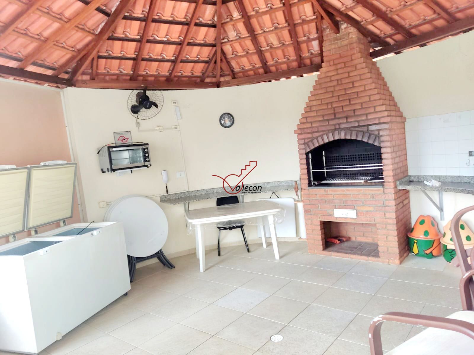 Apartamento para alugar com 2 quartos, 65m² - Foto 21