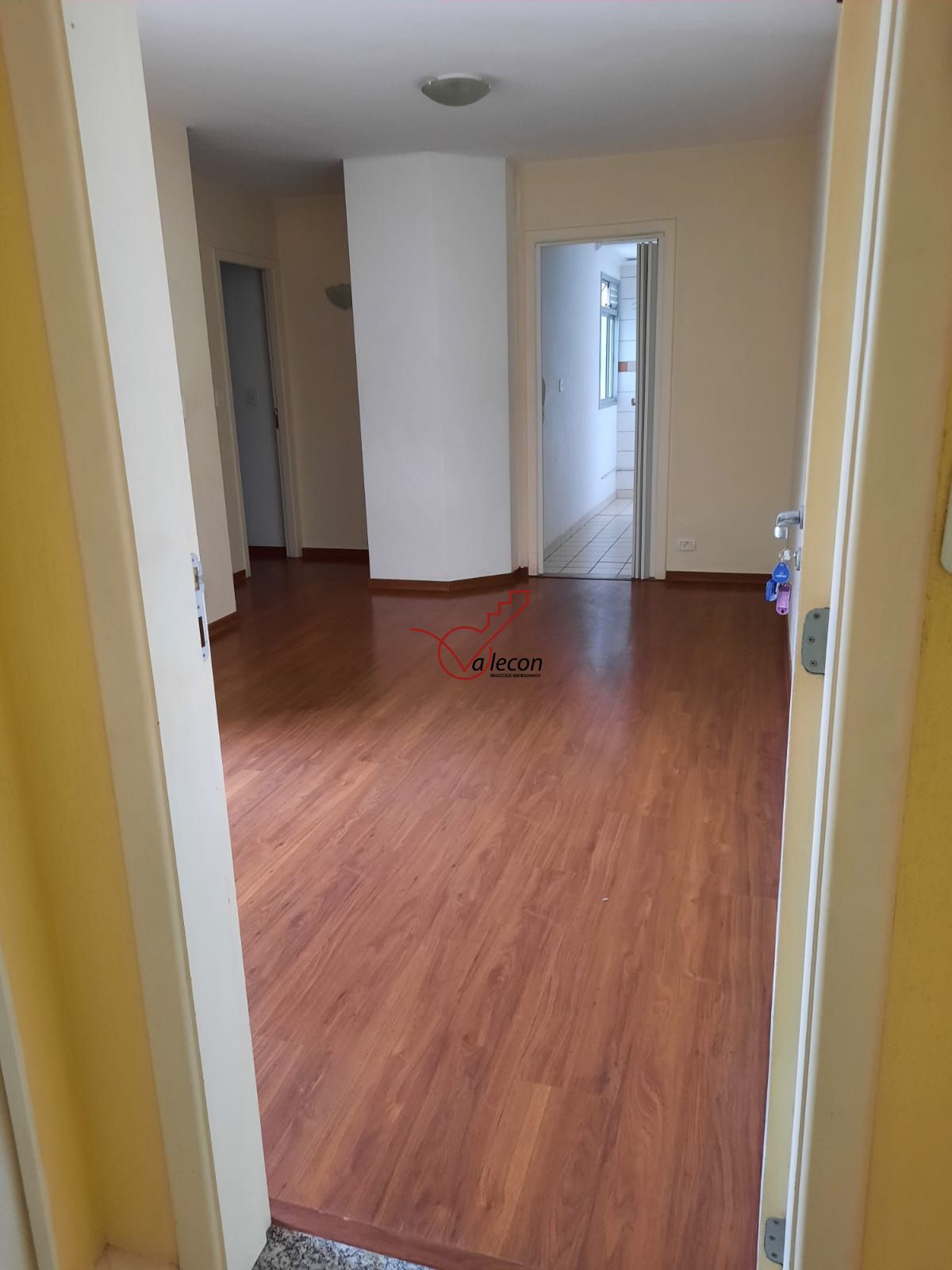 Apartamento à venda com 2 quartos, 60m² - Foto 14