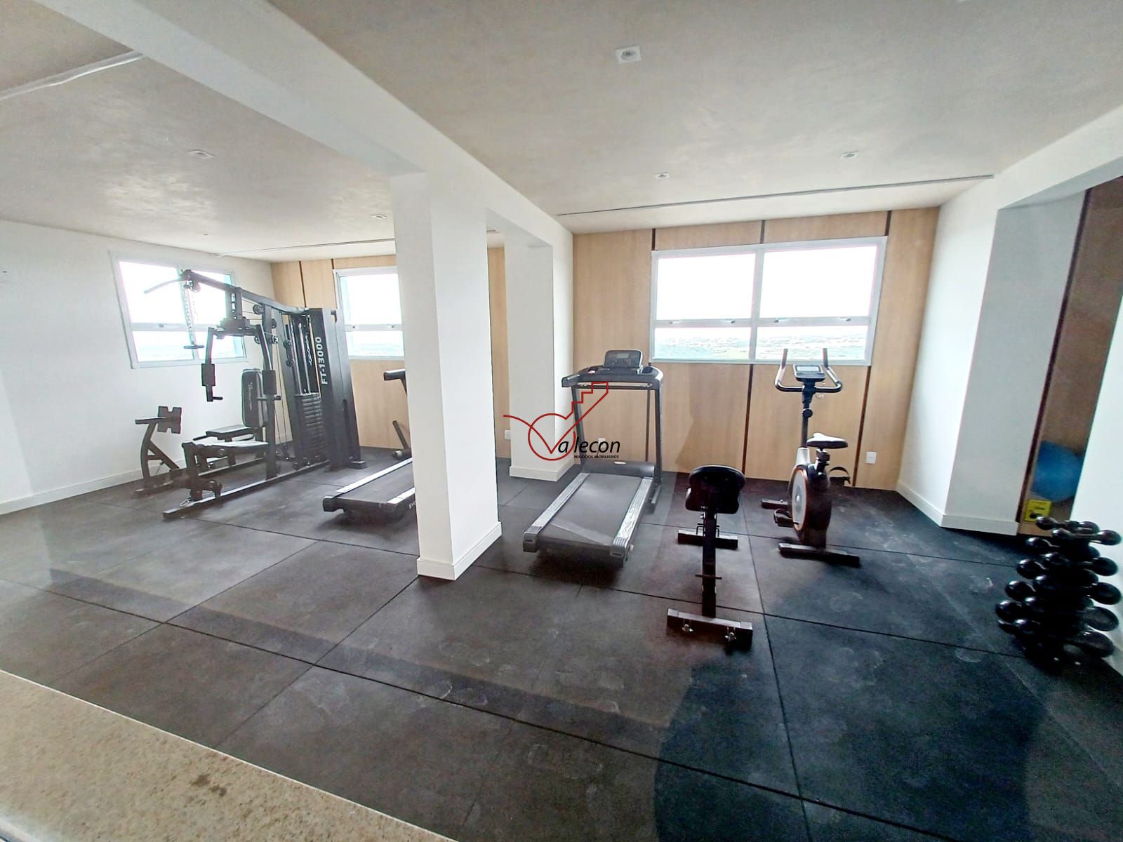 Apartamento para alugar com 2 quartos, 68m² - Foto 22