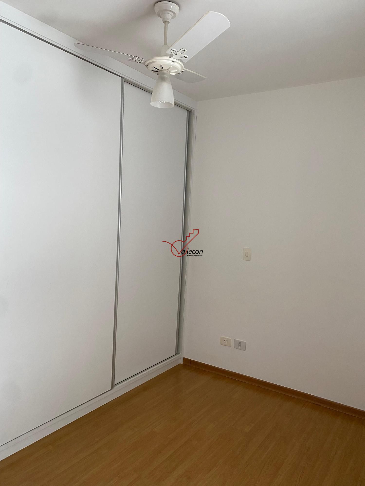 Apartamento à venda com 3 quartos, 108m² - Foto 4