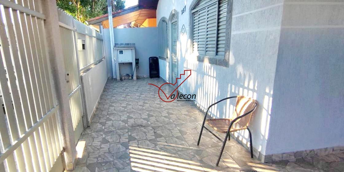 Casa à venda com 3 quartos, 120m² - Foto 3