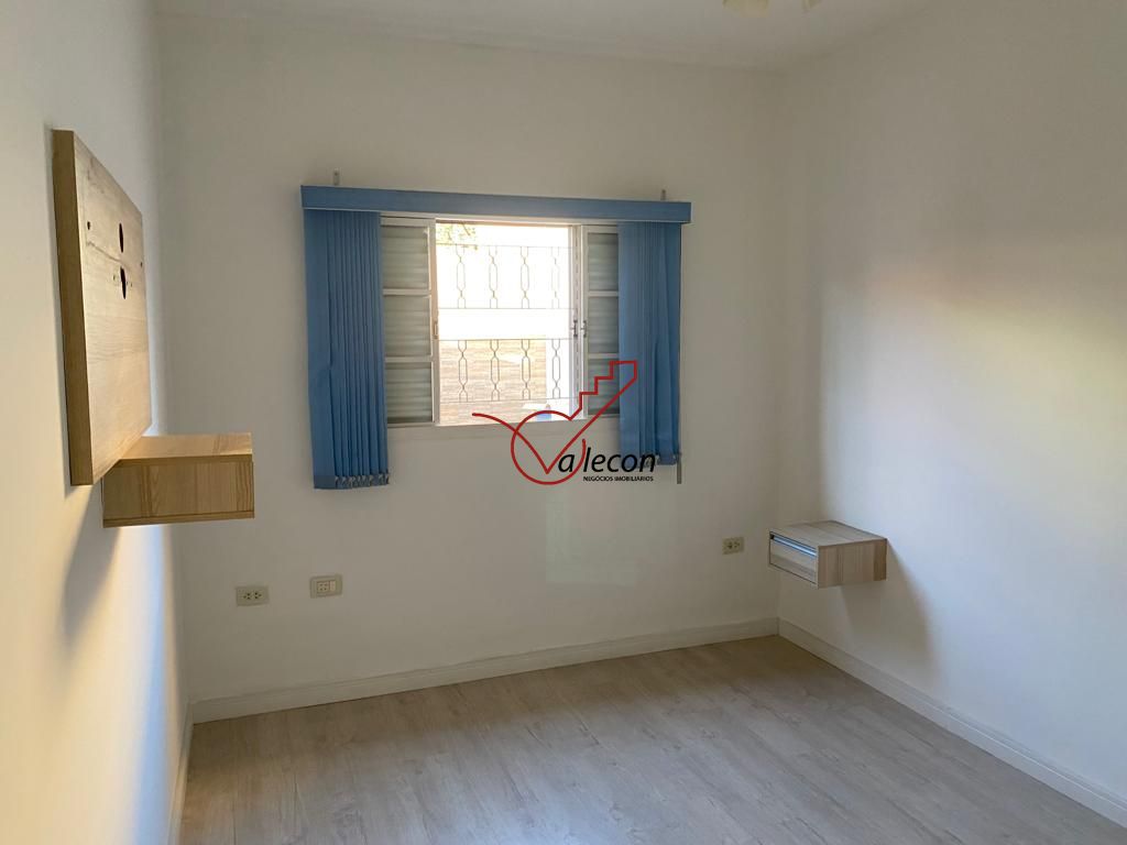 Casa à venda com 3 quartos, 181m² - Foto 13