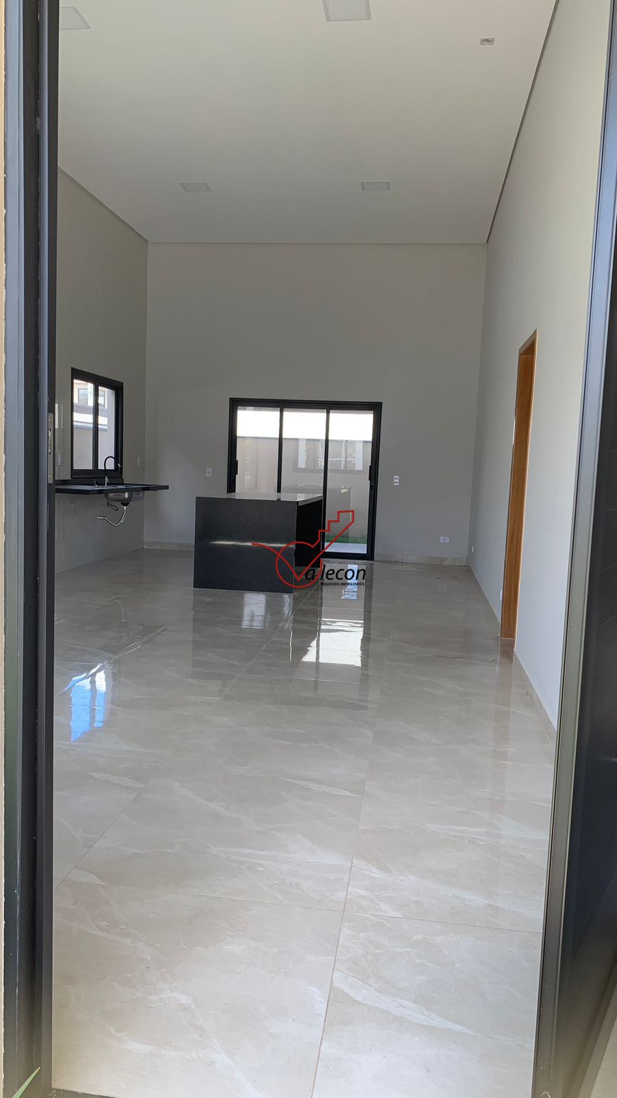 Casa à venda com 3 quartos, 160m² - Foto 8