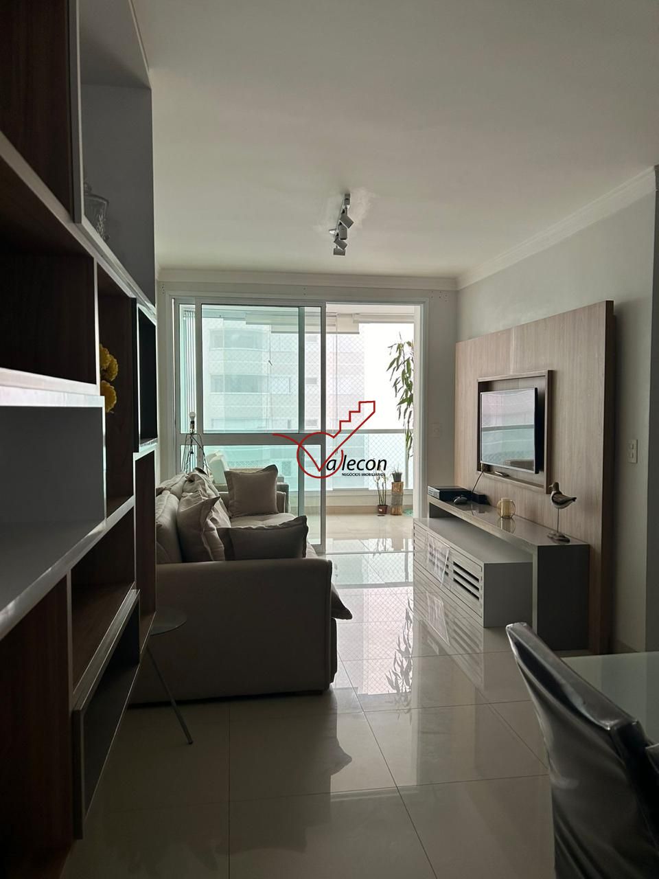 Apartamento à venda com 2 quartos, 82m² - Foto 1