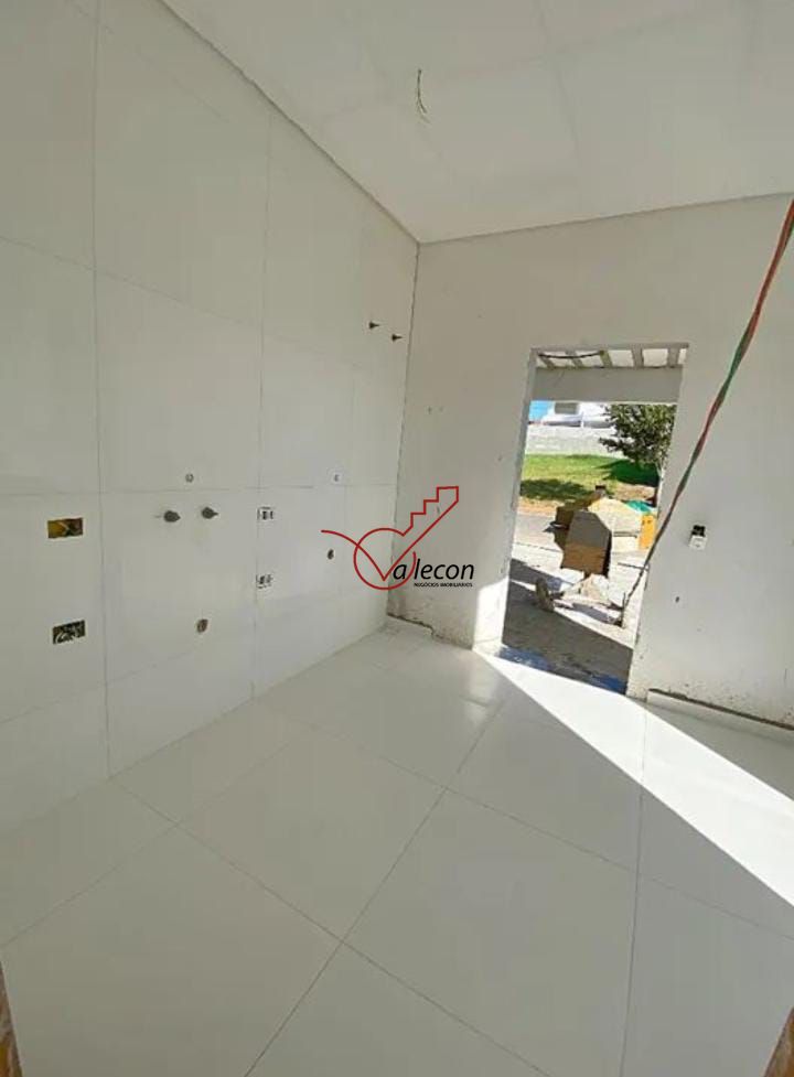 Casa à venda com 3 quartos, 250m² - Foto 5