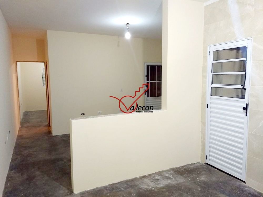 Casa à venda com 2 quartos, 90m² - Foto 5