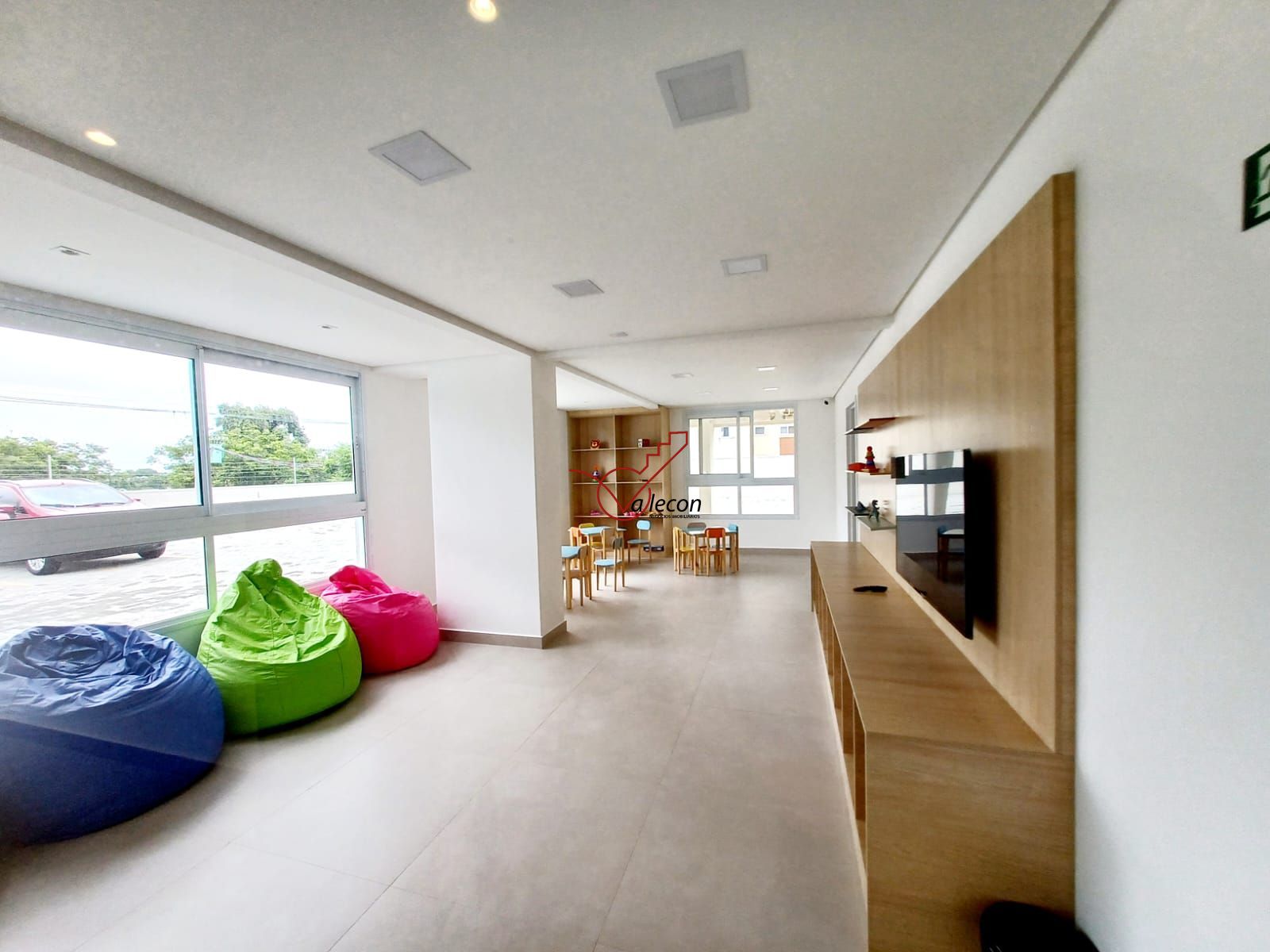 Apartamento para alugar com 2 quartos, 68m² - Foto 25