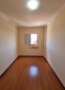 Apartamento à venda com 2 quartos, 62m² - Foto 5