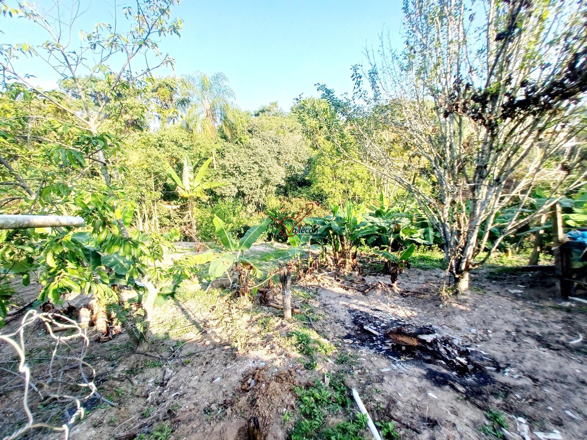 Chácara à venda e aluguel com 2 quartos, 150m² - Foto 18