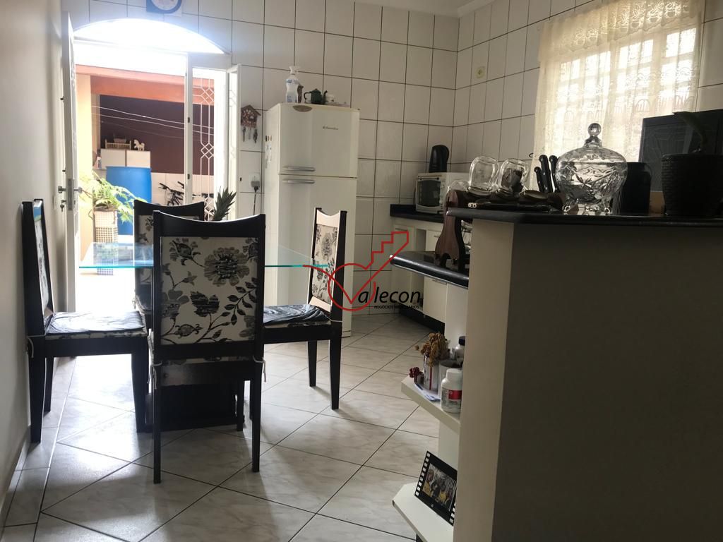 Sobrado à venda com 3 quartos, 188m² - Foto 8