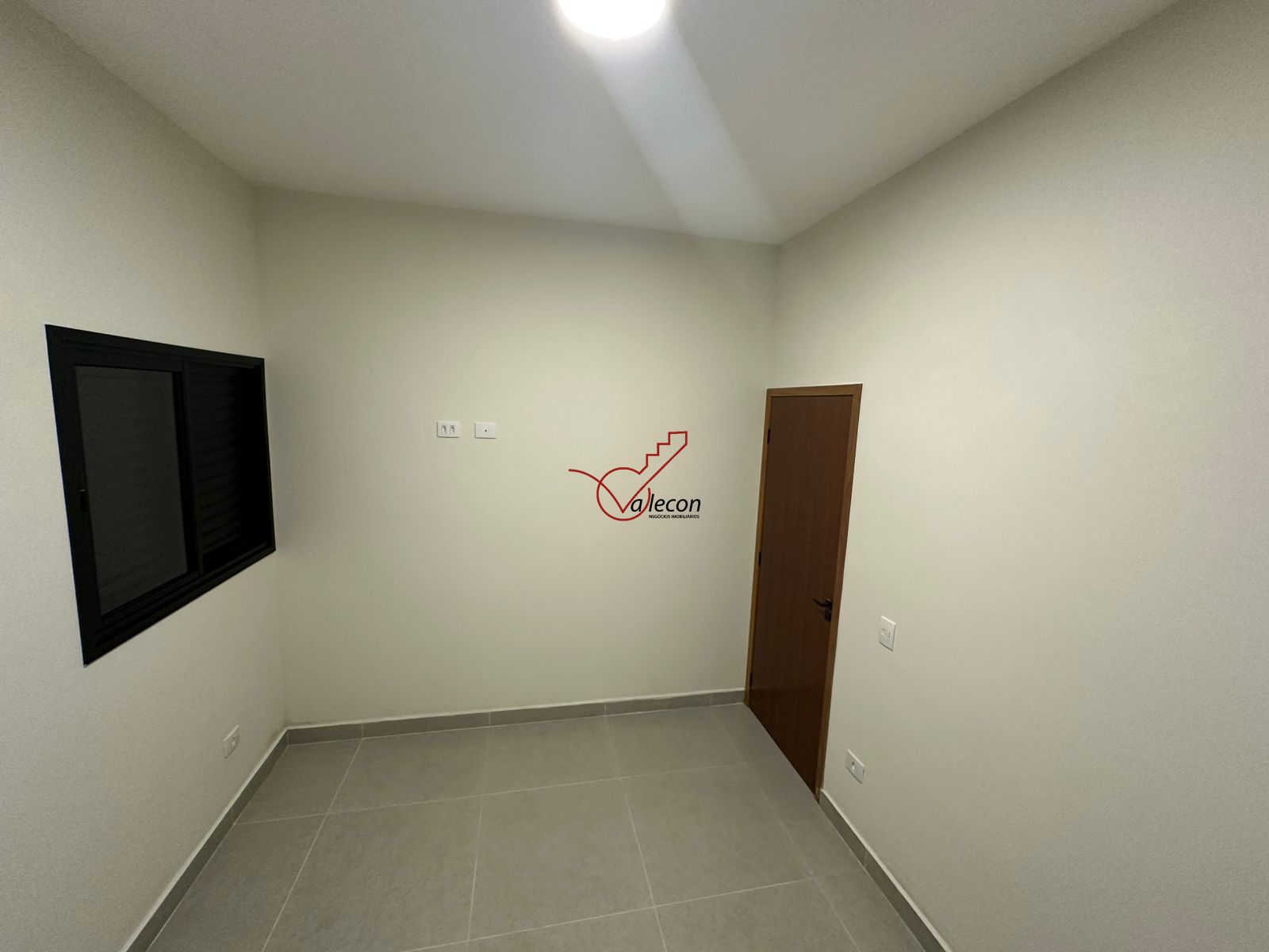 Casa à venda com 3 quartos, 99m² - Foto 7