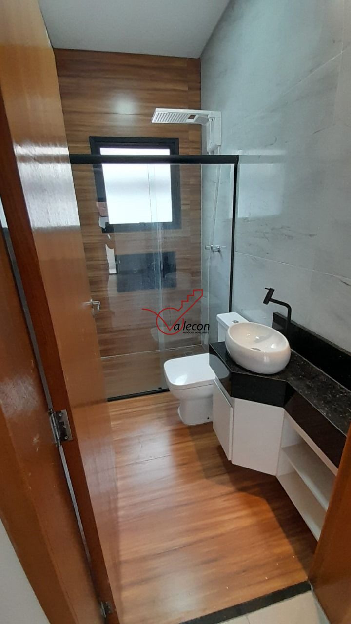 Casa à venda com 3 quartos, 300m² - Foto 9