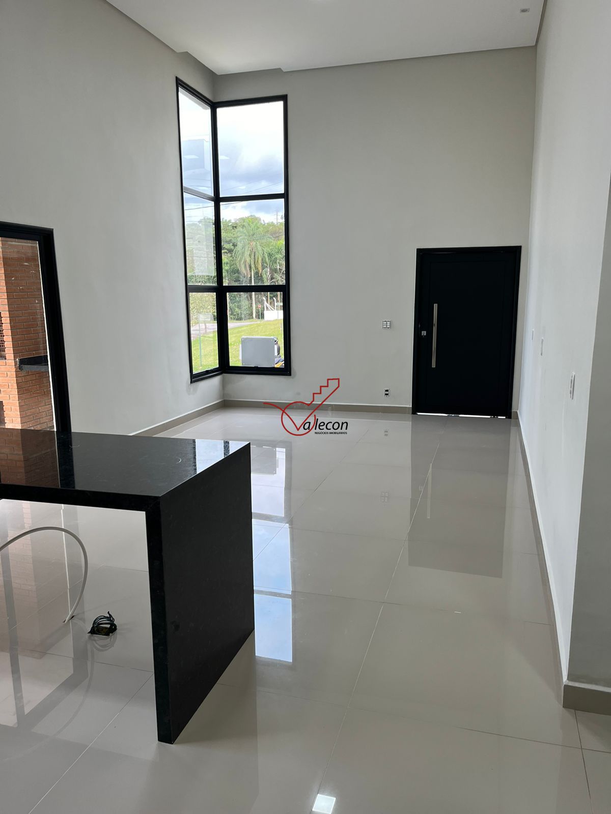 Casa à venda com 3 quartos, 167m² - Foto 2