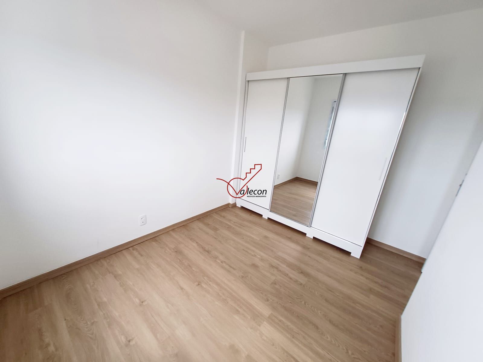 Apartamento para alugar com 2 quartos, 68m² - Foto 11