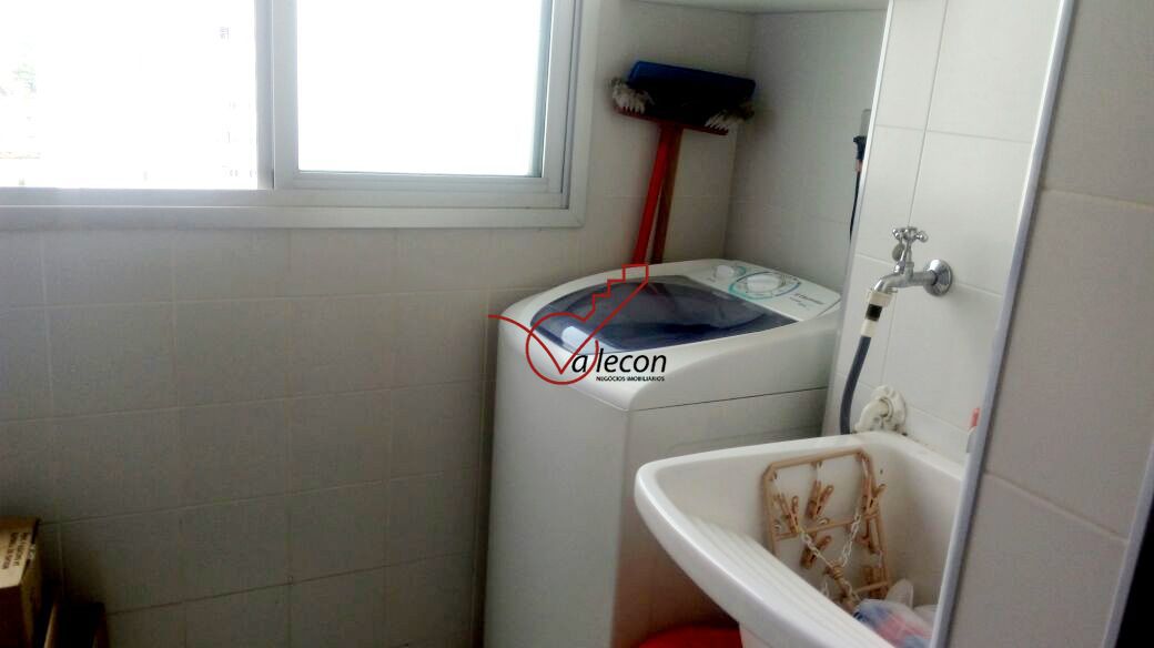 Apartamento para alugar com 2 quartos, 50m² - Foto 9