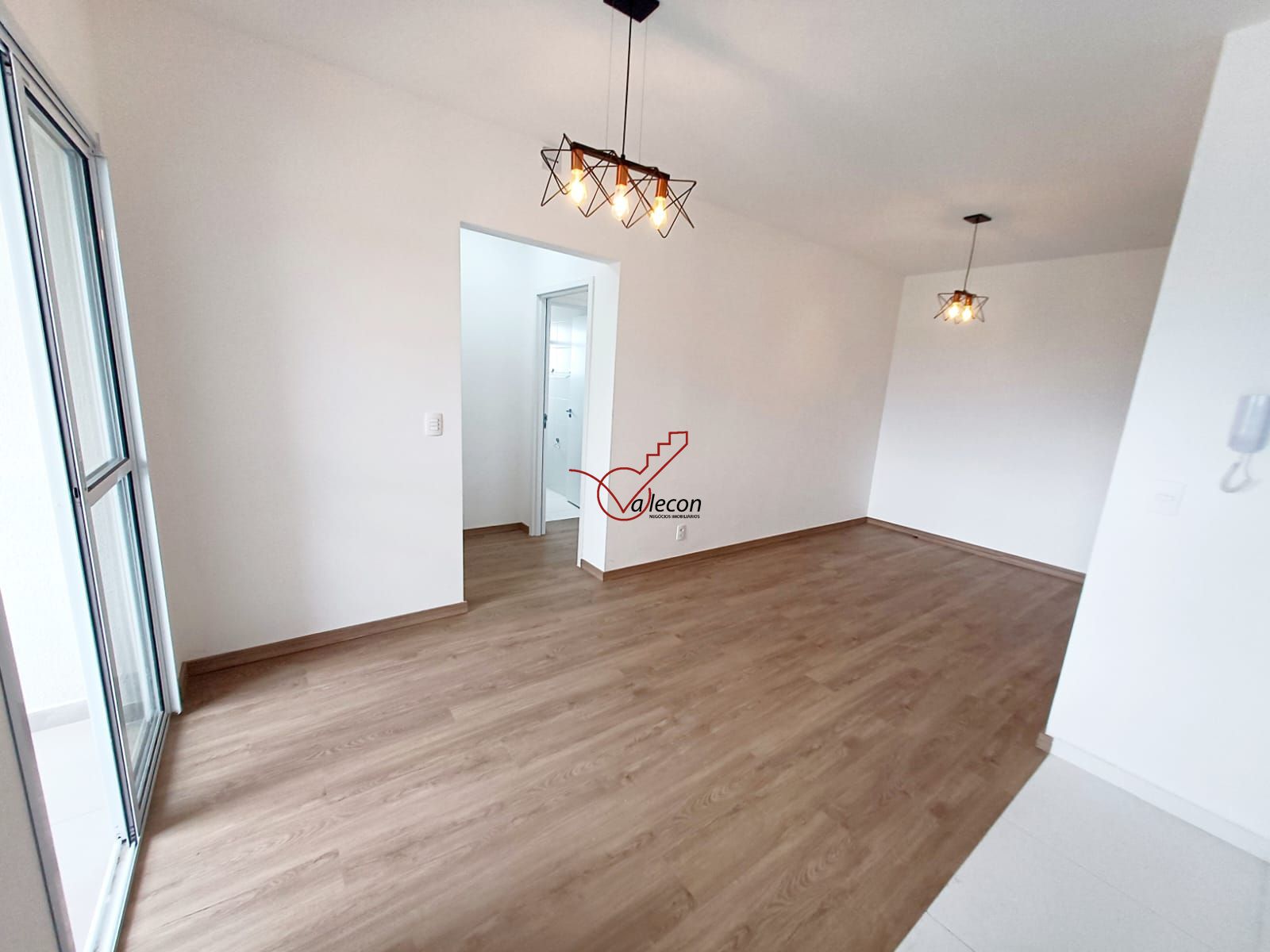 Apartamento para alugar com 2 quartos, 68m² - Foto 3