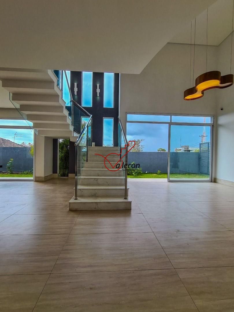 Casa de Condomínio à venda com 4 quartos, 650m² - Foto 4