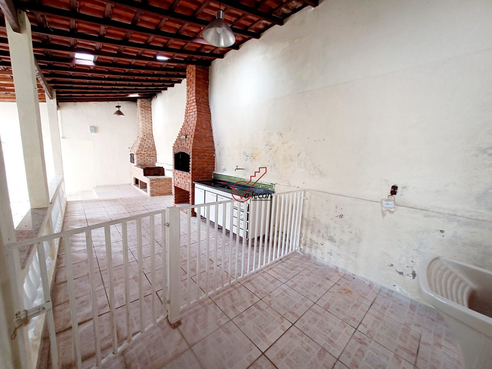 Sobrado à venda com 4 quartos, 325m² - Foto 45