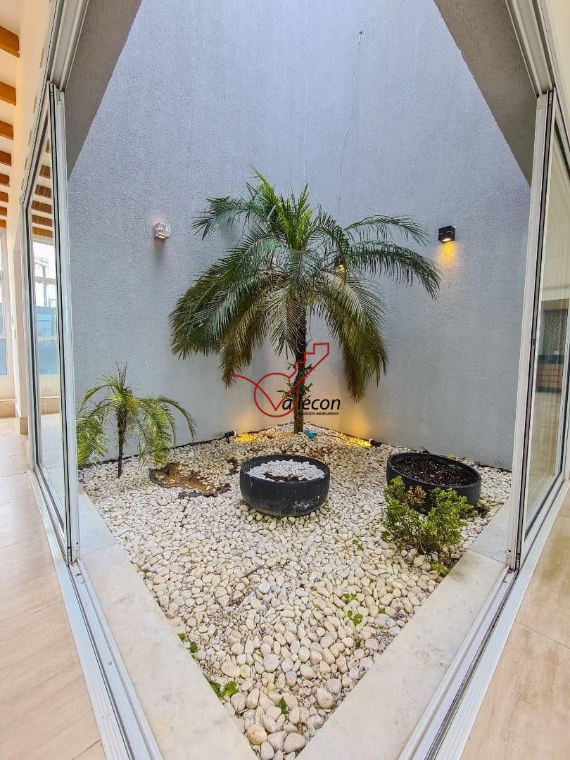 Casa de Condomínio à venda com 4 quartos, 650m² - Foto 5