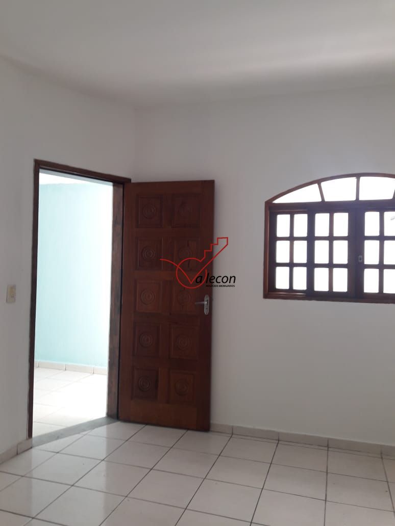 Casa à venda com 3 quartos, 150m² - Foto 7