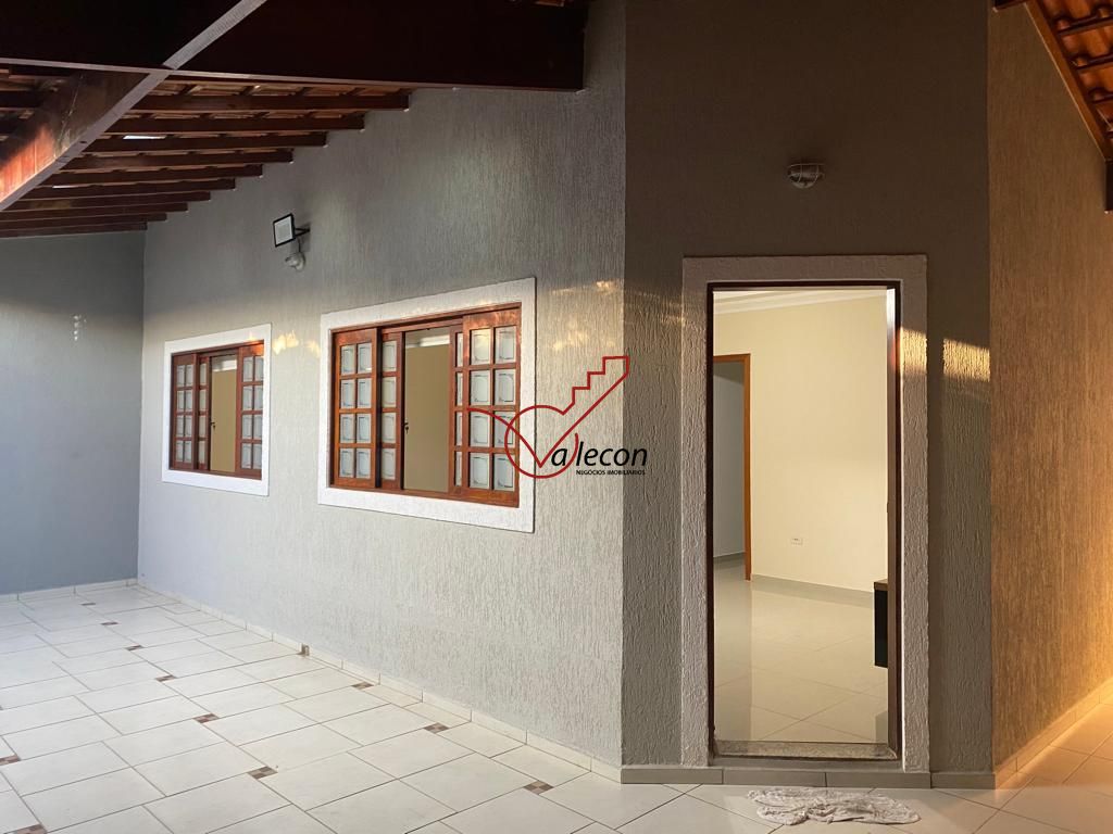 Casa à venda com 3 quartos, 181m² - Foto 4