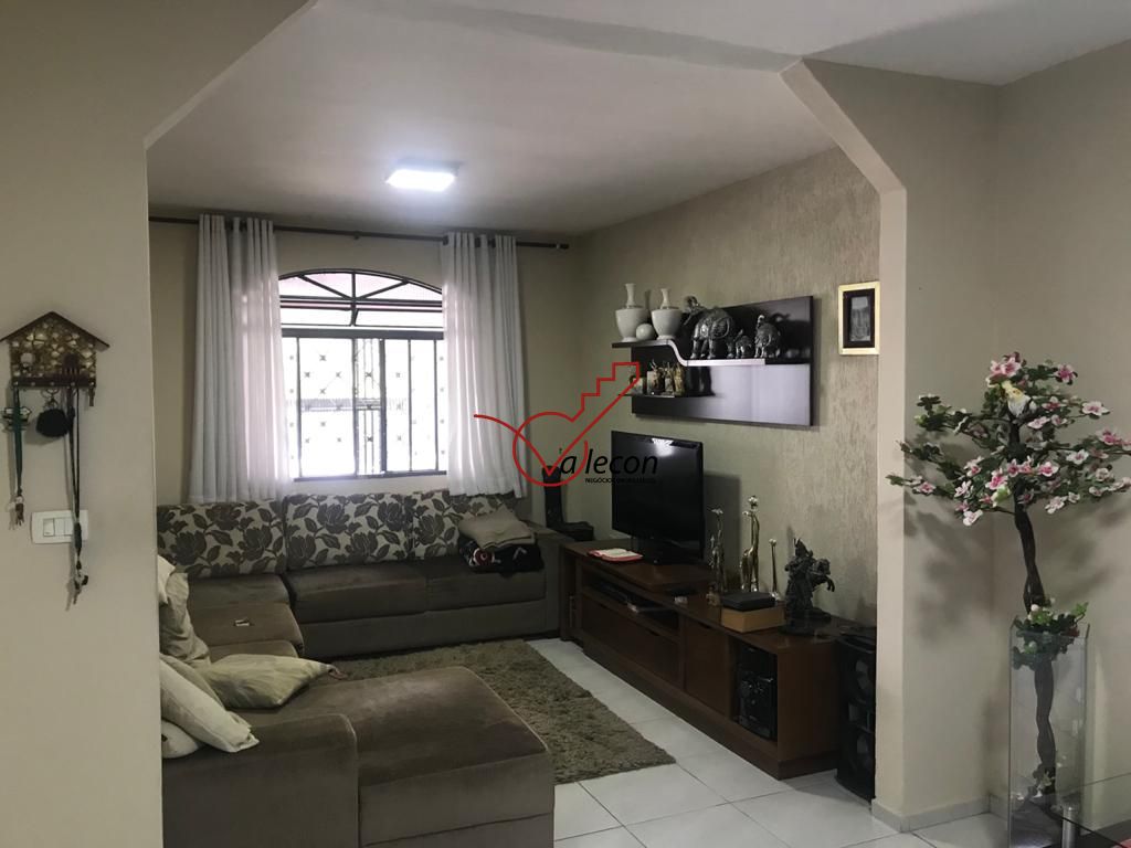 Sobrado à venda com 3 quartos, 265m² - Foto 1