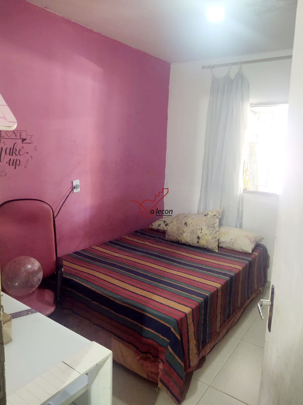 Casa à venda com 2 quartos, 140m² - Foto 3