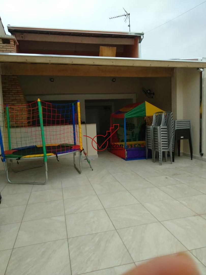 Casa à venda com 3 quartos, 150m² - Foto 6