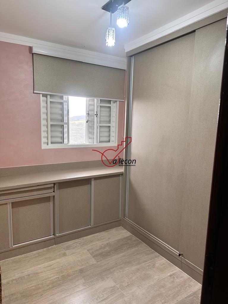 Casa à venda com 2 quartos, 141m² - Foto 13